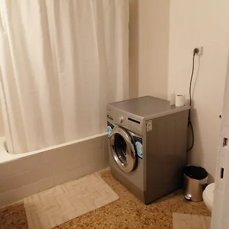 Bed & Breakfast Remoundou 18 Athens